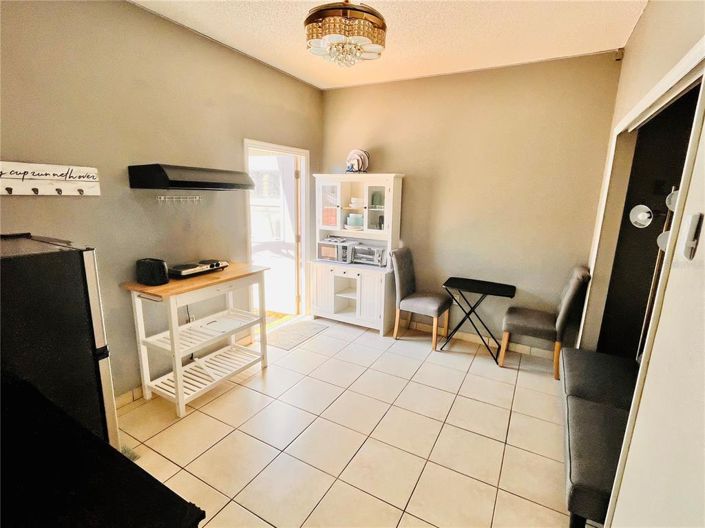 Image No.19-4 Bed House for sale