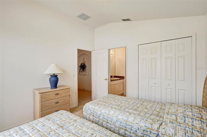 Image No.16-4 Bed House for sale