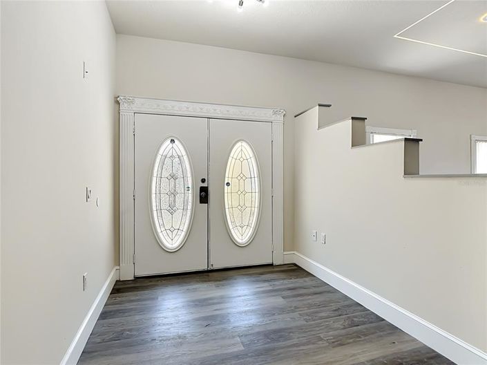 Image No.2-3 Bed Townhouse for sale