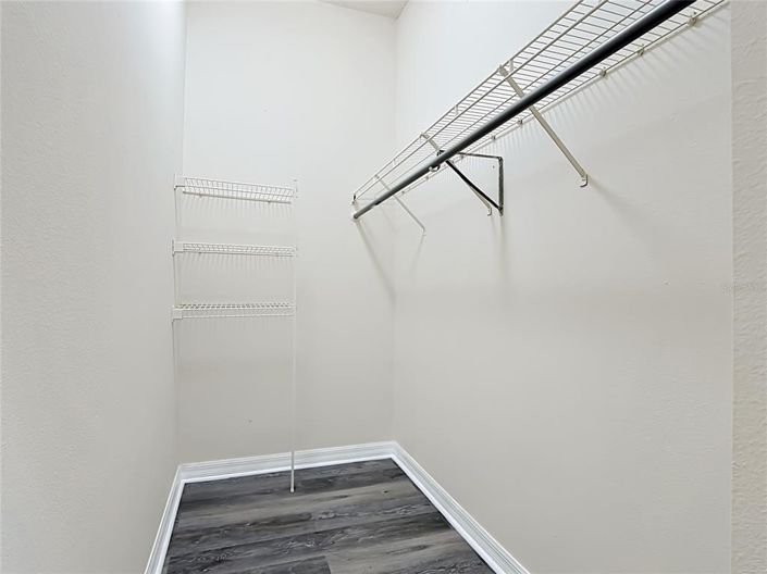 Image No.27-3 Bed Townhouse for sale