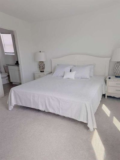 Image No.10-3 Bed Townhouse for sale