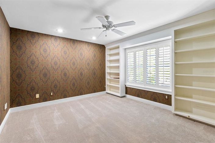 Image No.19-4 Bed House for sale
