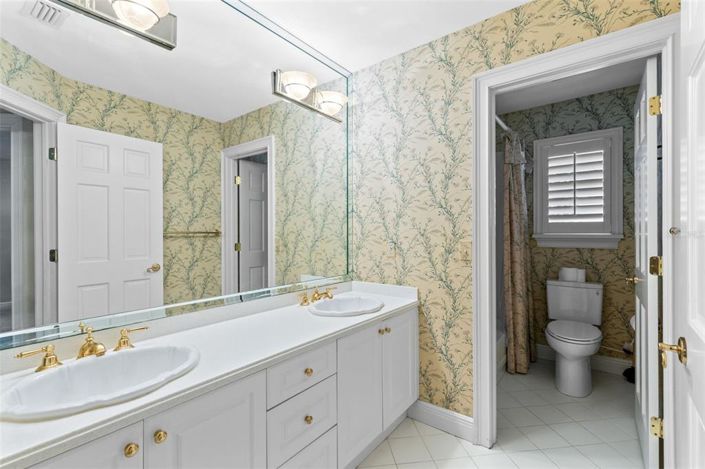 Image No.23-4 Bed House for sale