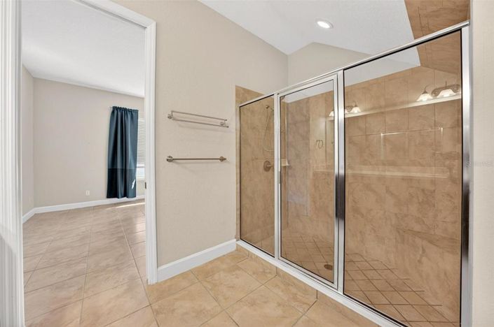 Image No.38-3 Bed Townhouse for sale