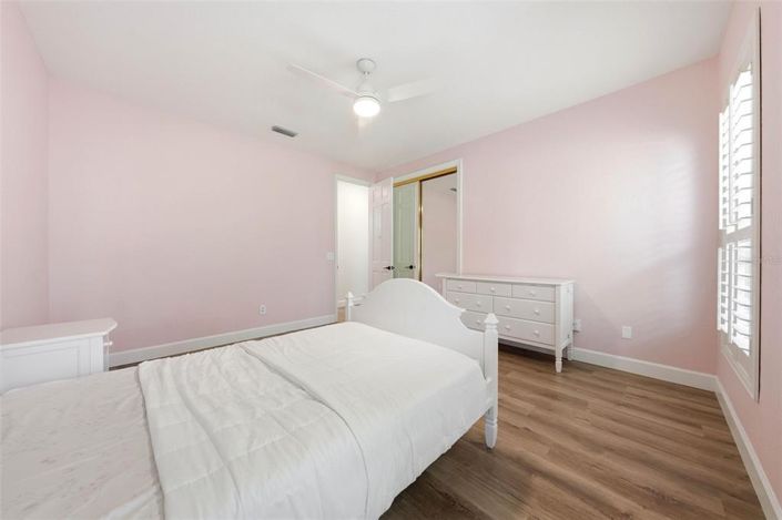 Image No.31-4 Bed House for sale