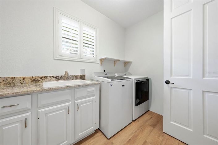 Image No.41-4 Bed House for sale