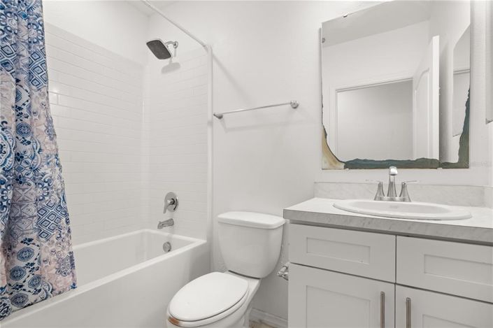 Image No.21-4 Bed House for sale