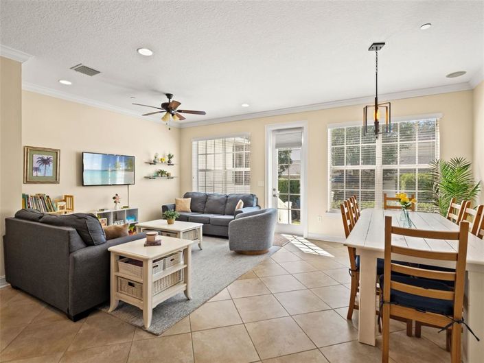 Image No.9-3 Bed Townhouse for sale