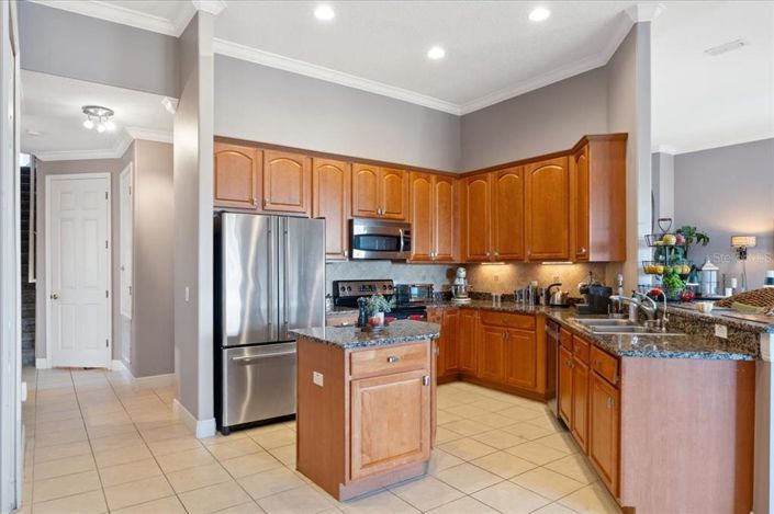 Image No.19-4 Bed House for sale