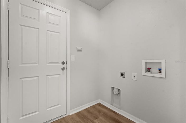 Image No.21-3 Bed House for sale