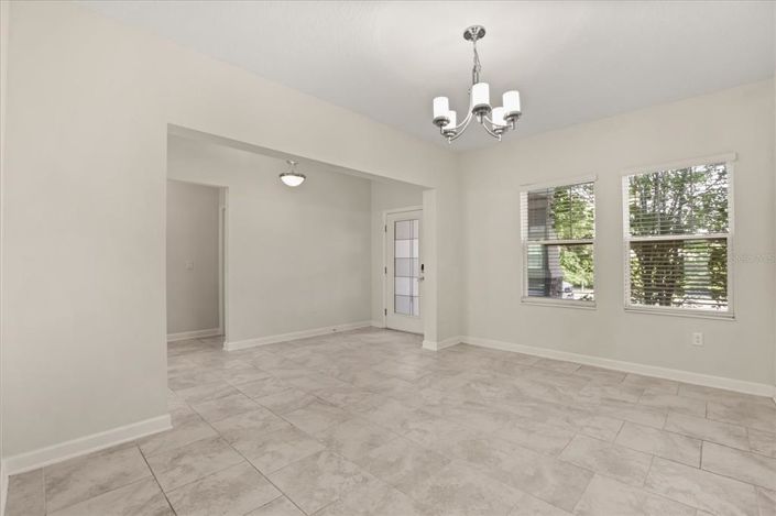 Image No.15-5 Bed House for sale