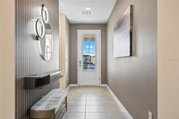 Image No.2-9 Bed House for sale