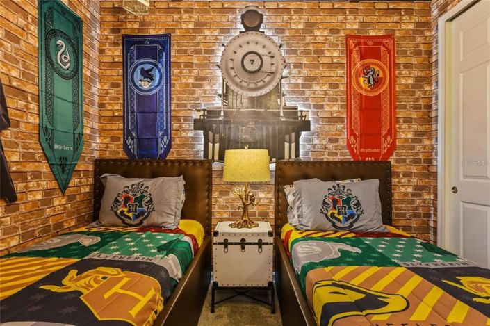 Image No.36-9 Bed House for sale