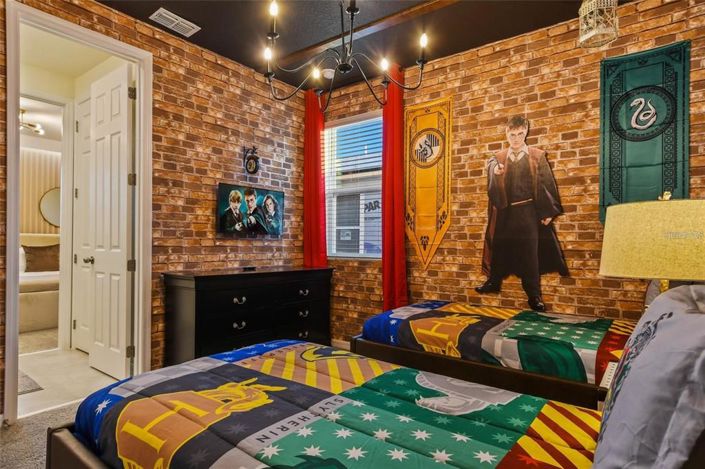 Image No.37-9 Bed House for sale