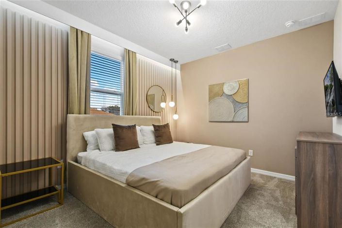 Image No.43-9 Bed House for sale