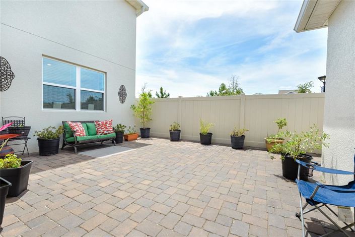 Image No.30-3 Bed Townhouse for sale