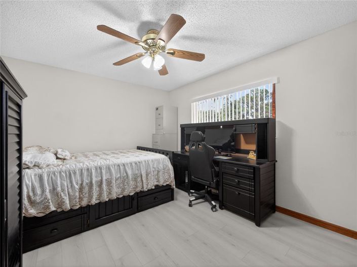 Image No.32-4 Bed House for sale