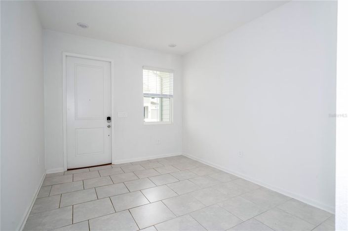 Image No.13-3 Bed Townhouse for sale