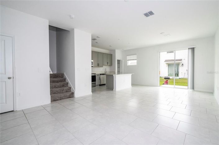 Image No.21-3 Bed Townhouse for sale