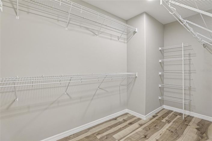 Image No.39-4 Bed House for sale
