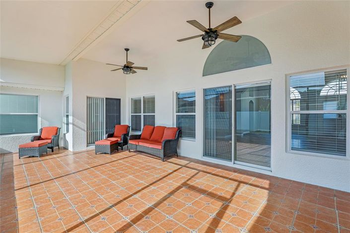 Image No.44-4 Bed House for sale