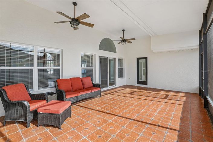 Image No.45-4 Bed House for sale