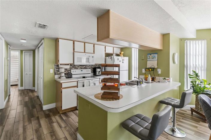 Image No.13-3 Bed Apartment for sale