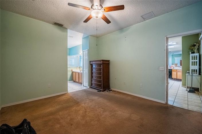 Image No.20-4 Bed House for sale