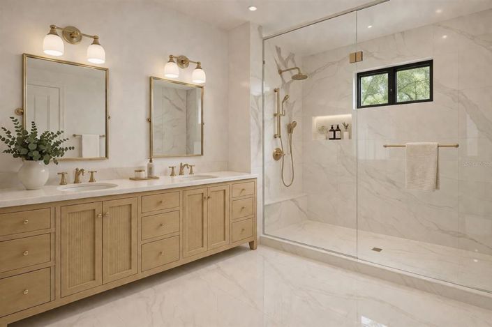 Image No.7-4 Bed House for sale