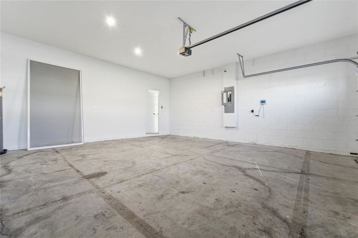 Image No.14-3 Bed House for sale