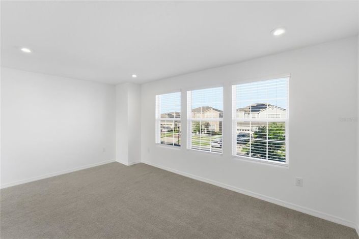 Image No.18-3 Bed House for sale