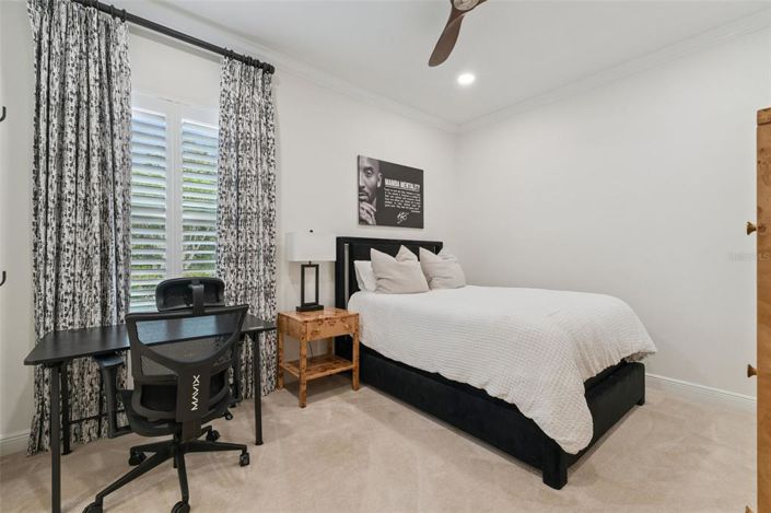 Image No.34-4 Bed House for sale