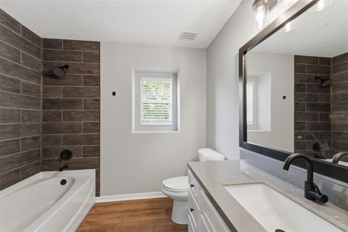 Image No.31-5 Bed House for sale