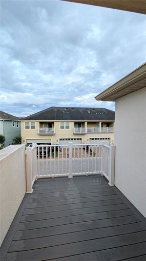 Image No.25-3 Bed Townhouse for sale