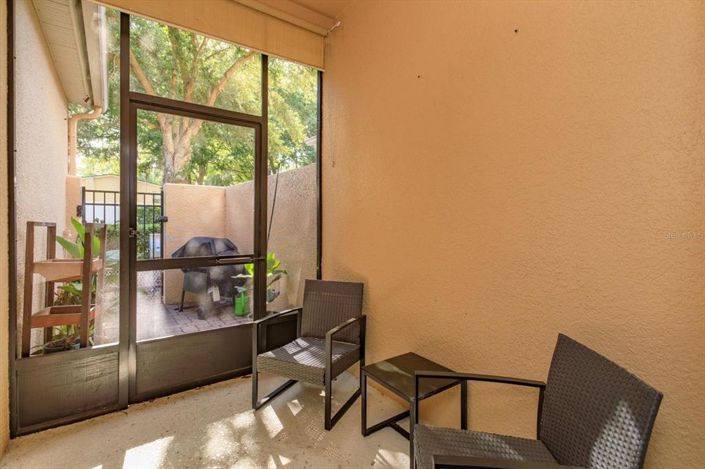 Image No.18-3 Bed Townhouse for sale
