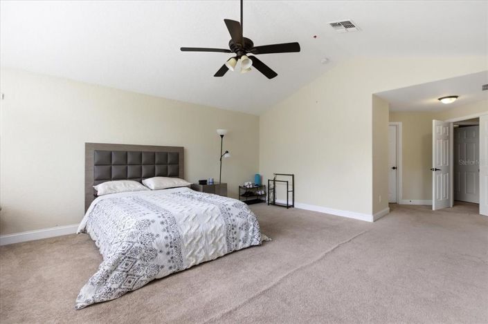 Image No.42-5 Bed House for sale