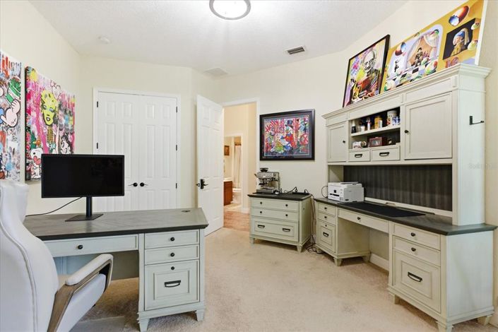 Image No.45-5 Bed House for sale
