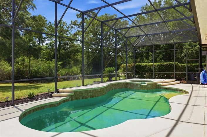 Image No.48-5 Bed House for sale