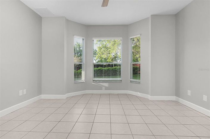 Image No.26-3 Bed Townhouse for sale