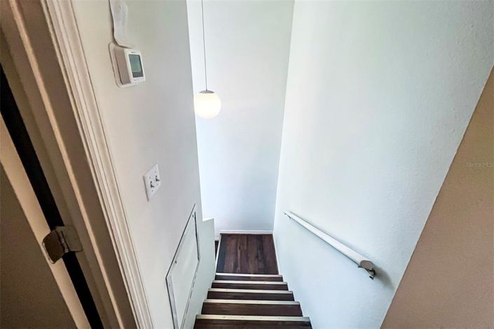 Image No.7-4 Bed Townhouse for sale