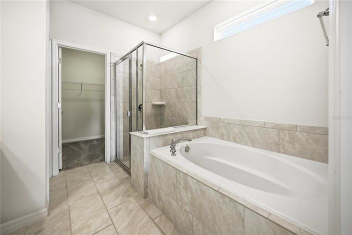 Image No.20-5 Bed House for sale