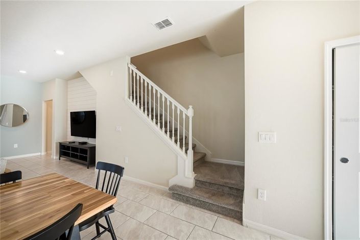 Image No.25-5 Bed House for sale