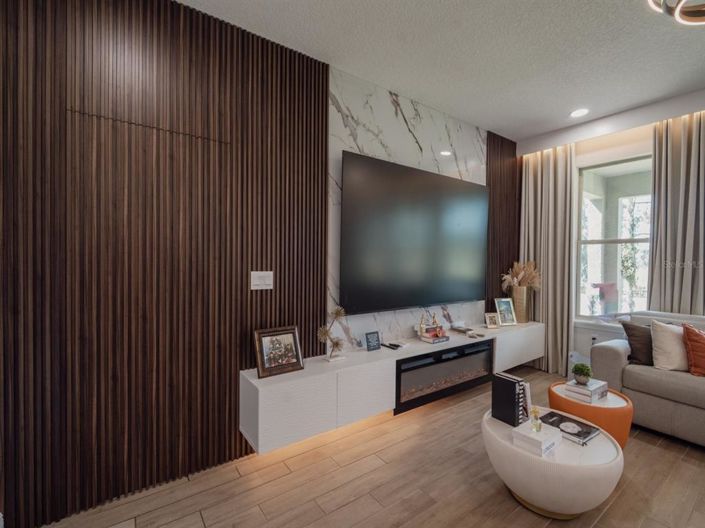 Image No.27-5 Bed House for sale