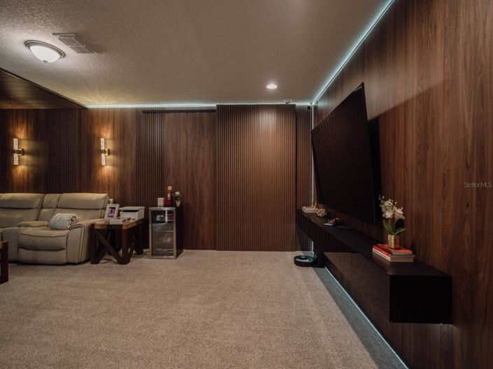Image No.35-5 Bed House for sale