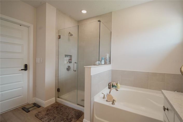 Image No.37-5 Bed House for sale