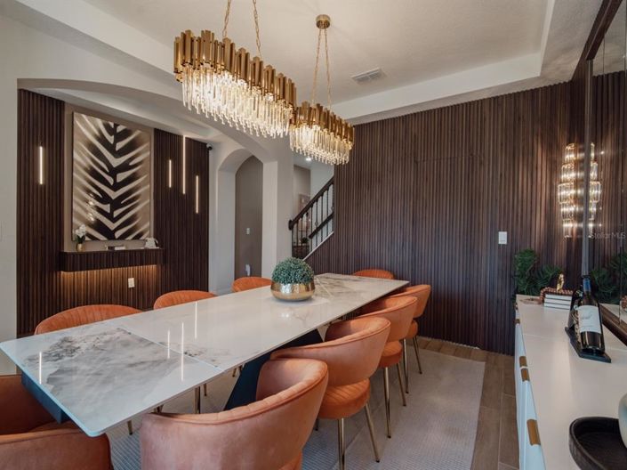 Image No.5-5 Bed House for sale