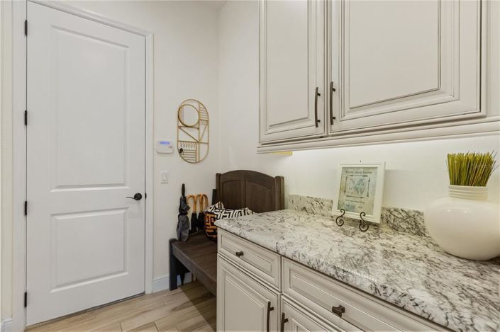 Image No.40-4 Bed House for sale