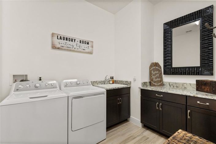 Image No.60-4 Bed House for sale