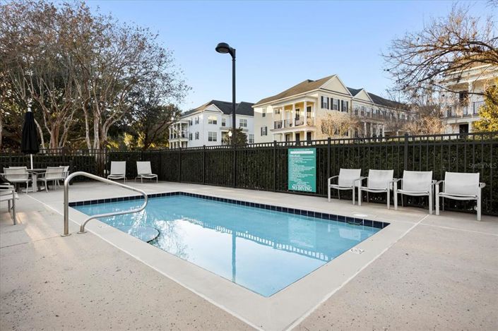 Image No.47-6 Bed Townhouse for sale