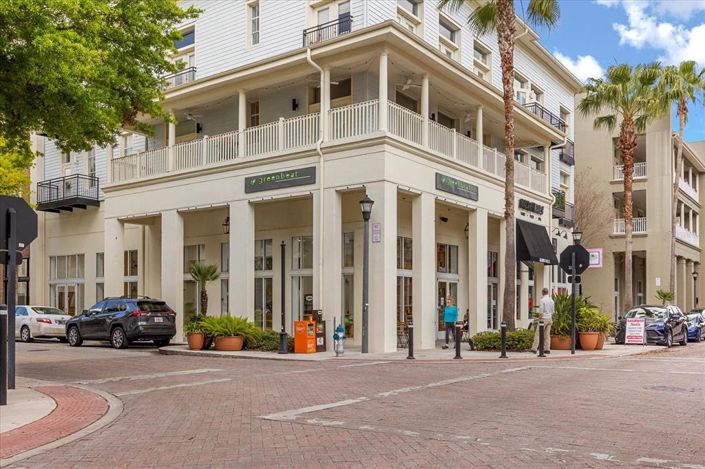Image No.51-6 Bed Townhouse for sale